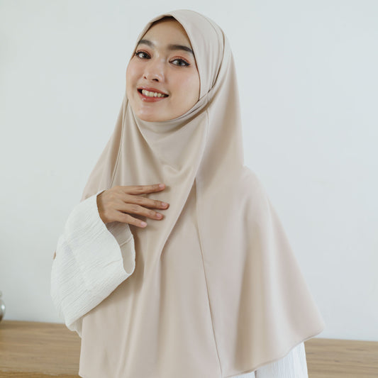 Aisha French Khimar Syari Instan Jersey Cream - Demar Hijab